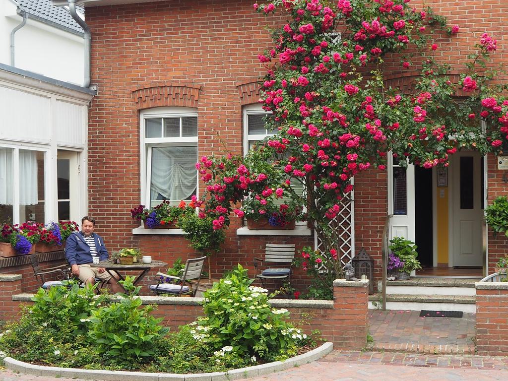 Pension Luettje Meermaid Borkum Exterior photo
